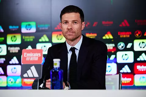 تشابي ألونسو يتحدث عن.. طريقة لعب ريال مدريد.. مصير رودريجو.. ومركز بيلينجهام